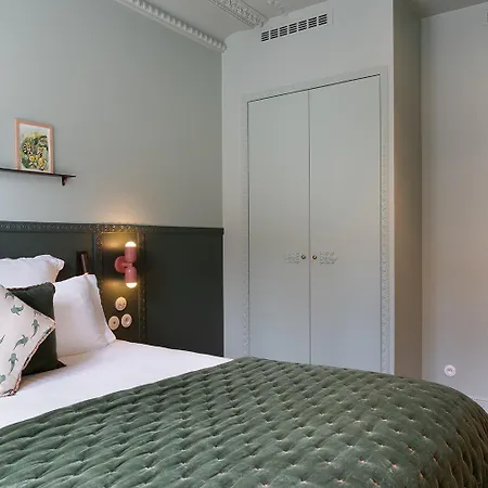 Collection Serviced In Opera - Rue Saint-lazare Apartment *
