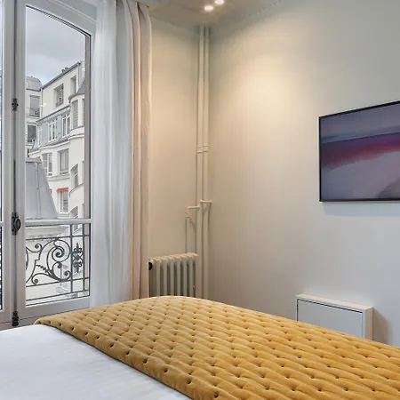 Collection Serviced In Opera - Rue Saint-lazare Apartment *